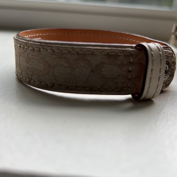 Authentic coach bracelet - Picture 2 of 4
